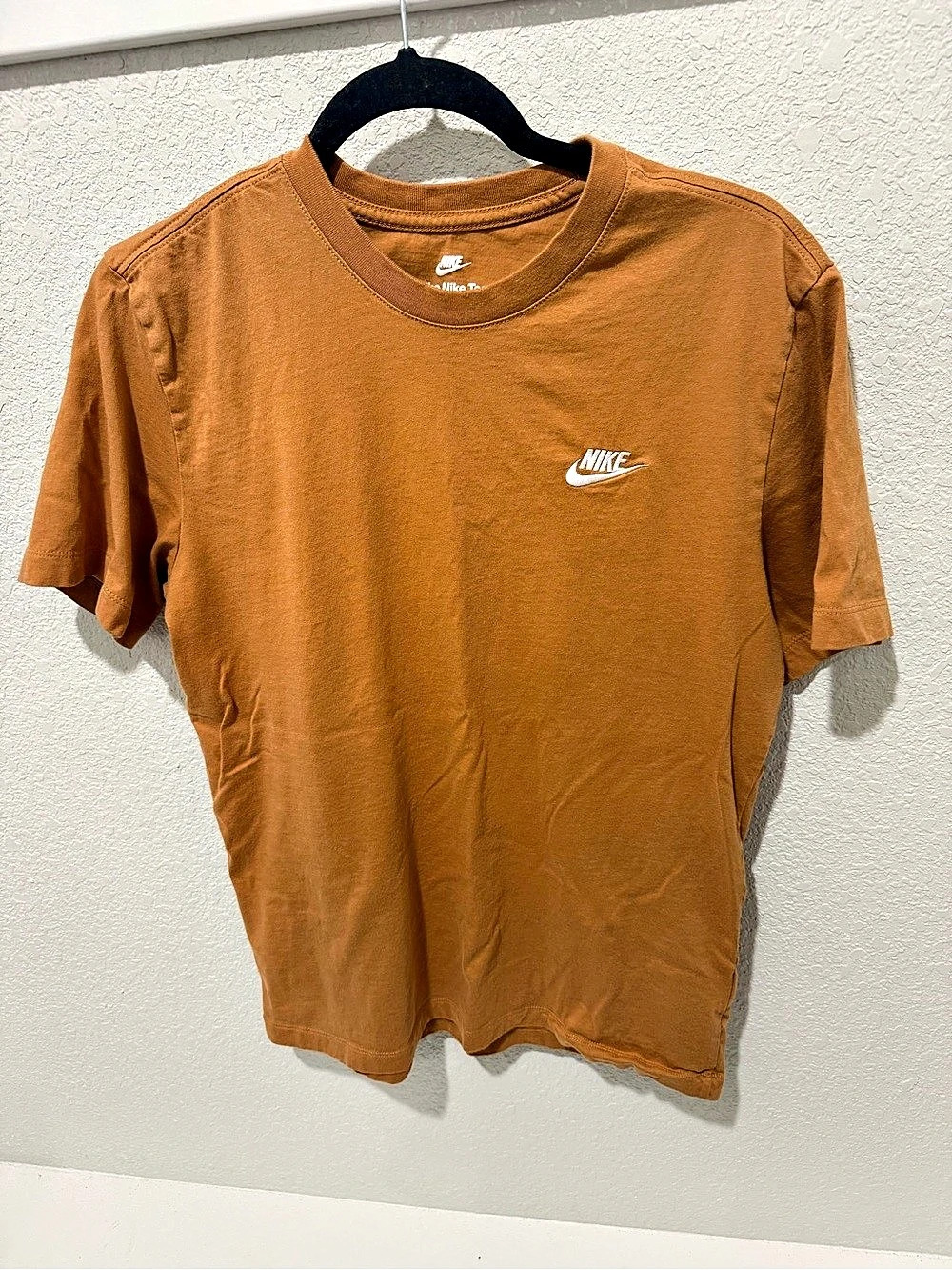 Nike The Nike Tee Short Sleeve Tee Brown
